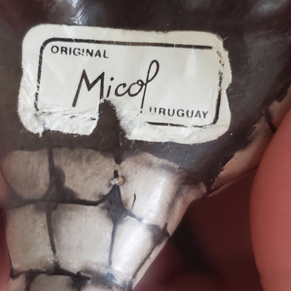 Signed Micol '92 Uruguay Beautiful Pottery Armadillo or Pangolin Original Micol - Picture 9 of 14